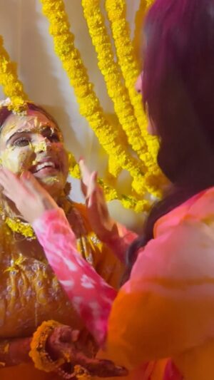 Karishma Sawant Instagram - pov - you’re at your childhood friends’ haldi ceremony💛
Outfit - @ekdhaga 
Styled by - @yourstylistforever