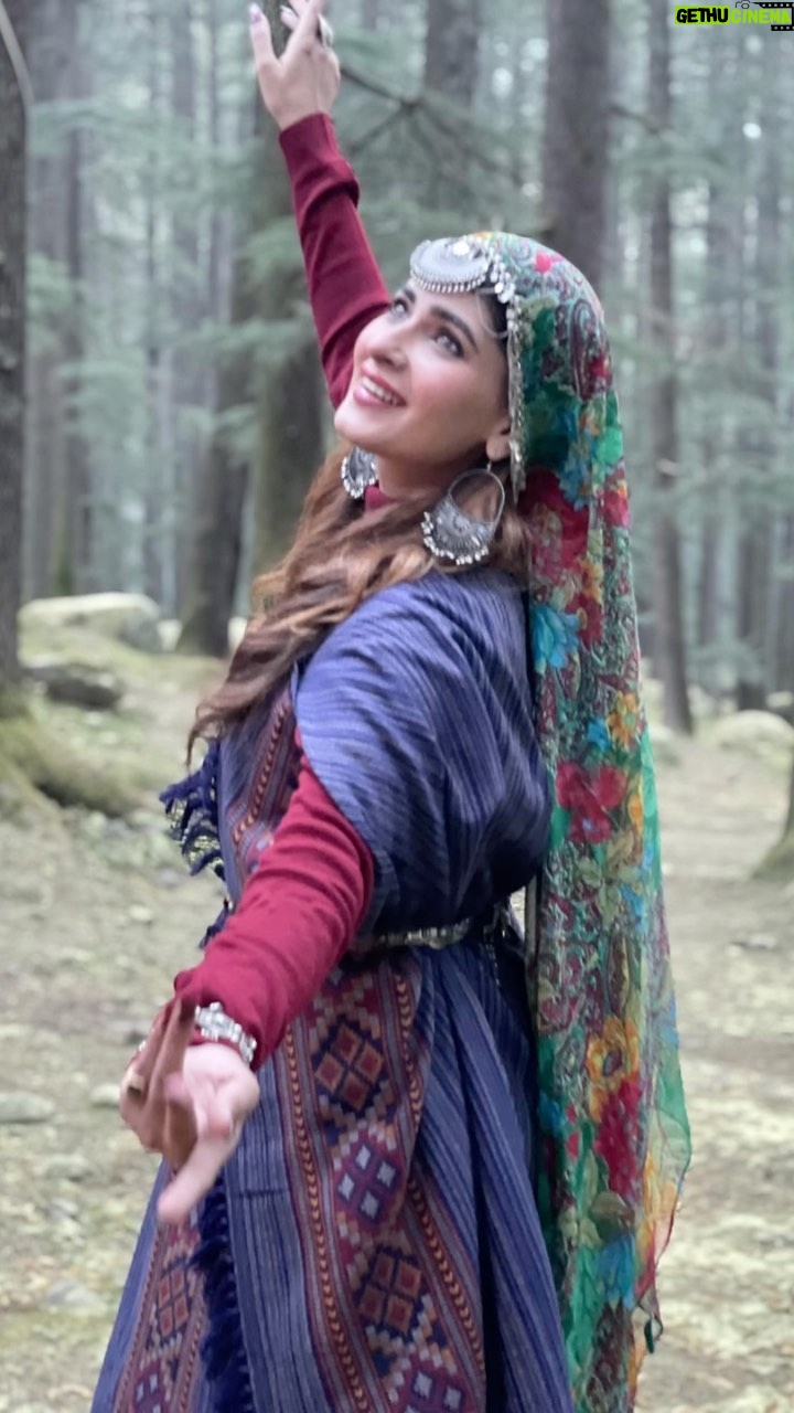 Karishma Sharma Instagram - What a beautiful year, I’m stronger, have learnt some great lessons,I’m more evolved and this year is gonna be a Game changer for all of you. ✨