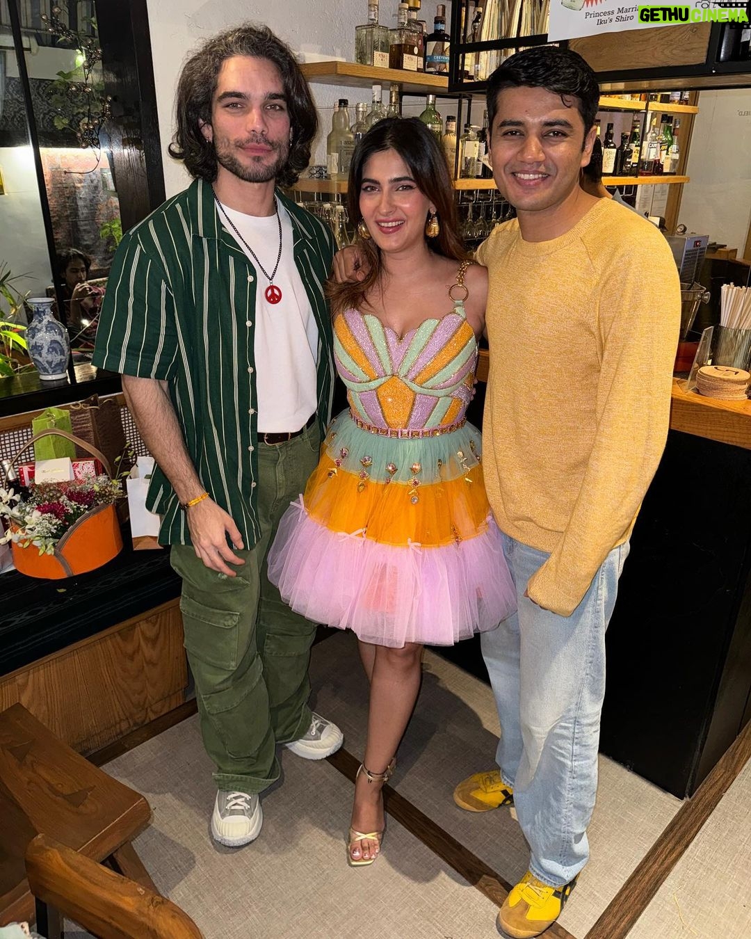 Karishma Sharma Instagram - Happy birthday to me, thanks to all my lovelies for showing up and celebrating my special day. Love you all ❤️✨💕