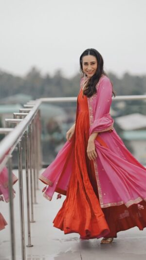 Karisma Kapoor Instagram - Mausam suhana lagta hai 🌴🌥️💕

In Trivandrum for the launch of @poyems.in by @ttdevassy 💖