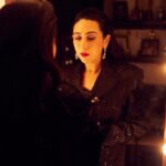Karisma Kapoor Instagram - Tonight 🖤💫 #atthemovies