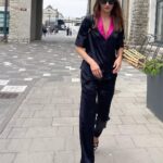 Karmen Pedaru Instagram - 🌙 From Bed to Erki Fashion Show 🌟 @karmenpedaru.silk #silkpyjamas #erkimoeshow23 📸 @jnes8 Põhjala Brewery
