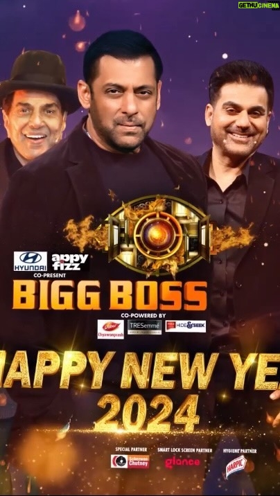 Kashmera Shah Instagram - On 31 st December only on @colorstv and @officialjiocinema @krushna30 @beingsalmankhan @arbaazkhanofficial @sohailkhanofficial @apkadharam @mikasingh