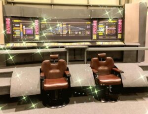 Kate Mulgrew Instagram - My chair awaits! See you tomorrow #DST London 🚀 @destinationstartrek