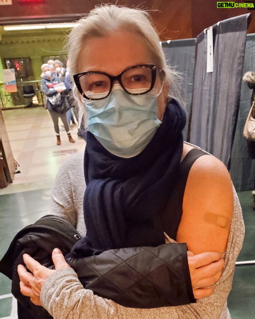 Kate Mulgrew Instagram - Got my Covid-19 vaccine in the wee hours of Monday morning! Consider this an order from your Captain - continue to mask up and register to receive your vaccine ASAP. Here in the US, check the website for your individual state of residence (NY for me!) for when you can sign up. We will beat this, but only if we all work together. Stay safe, my friends, and trust in science! 🖖🏻🍀
