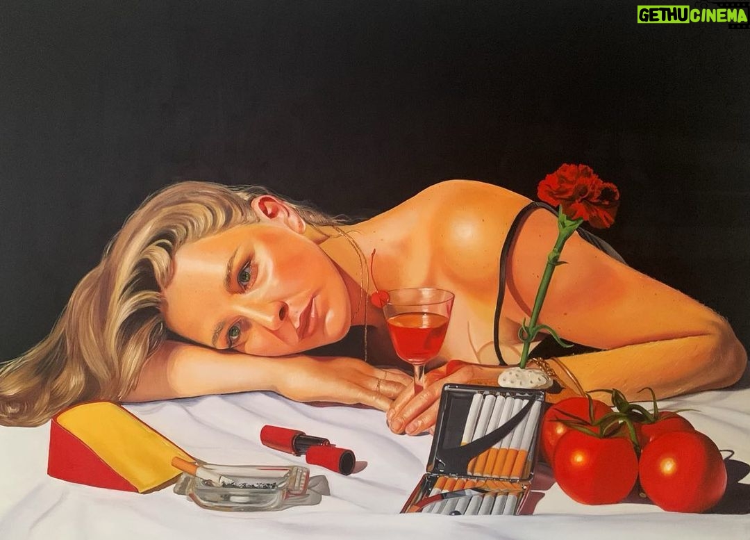 Kate Mulgrew Instagram - My talented niece @theresemulgrewart has been selected to join @saatchiart’s The Other Art Fair, a global virtual event taking place on March 10-14. Register for free online to see her virtual booth in room #1. Congrats Tess on this marvelous achievement! I’m so proud! #TheOtherArtFair #artistsoninstagram #supportthearts