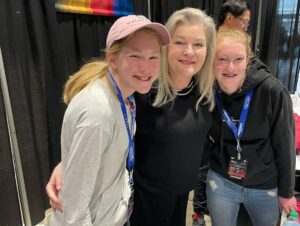 Kate Mulgrew Instagram - Ten photos for the last #tbt of 2022! Quite a year, to say the least. Thank you to everyone who came out to say hello at conventions across the US, to my intrepid Prodigy cast & crew, to the folks at the Janeway statue in Bloomington, and to everyone who follows me across social media! As Janeway said in today's #StarTrekProdigy season 1 finale - go boldly. 💫🚀🖖🏻

@startrekonpplus @startrek @jameelajamil @brettgray @alexkurtzmanofficial @janewaycollective
All photos by Amy Imhoff @amyimhoff1701
