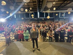 Kate Mulgrew Instagram - Ten photos for the last #tbt of 2022! Quite a year, to say the least. Thank you to everyone who came out to say hello at conventions across the US, to my intrepid Prodigy cast & crew, to the folks at the Janeway statue in Bloomington, and to everyone who follows me across social media! As Janeway said in today's #StarTrekProdigy season 1 finale - go boldly. 💫🚀🖖🏻

@startrekonpplus @startrek @jameelajamil @brettgray @alexkurtzmanofficial @janewaycollective
All photos by Amy Imhoff @amyimhoff1701