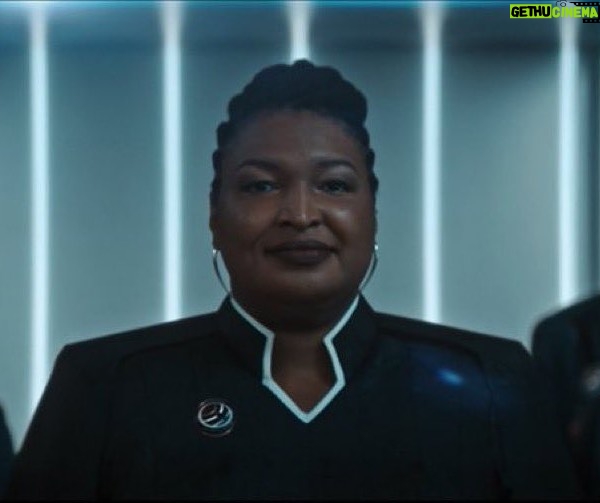 Kate Mulgrew Instagram - Welcome to the Federation, Madame President! A great honor to have you among our ranks. @staceyabrams #startrekdiscovery #startrek This trailblazing woman works tirelessly to champion voting rights and fair elections. She has my full support in her campaign for governor. Donate now: https://staceyabrams.com