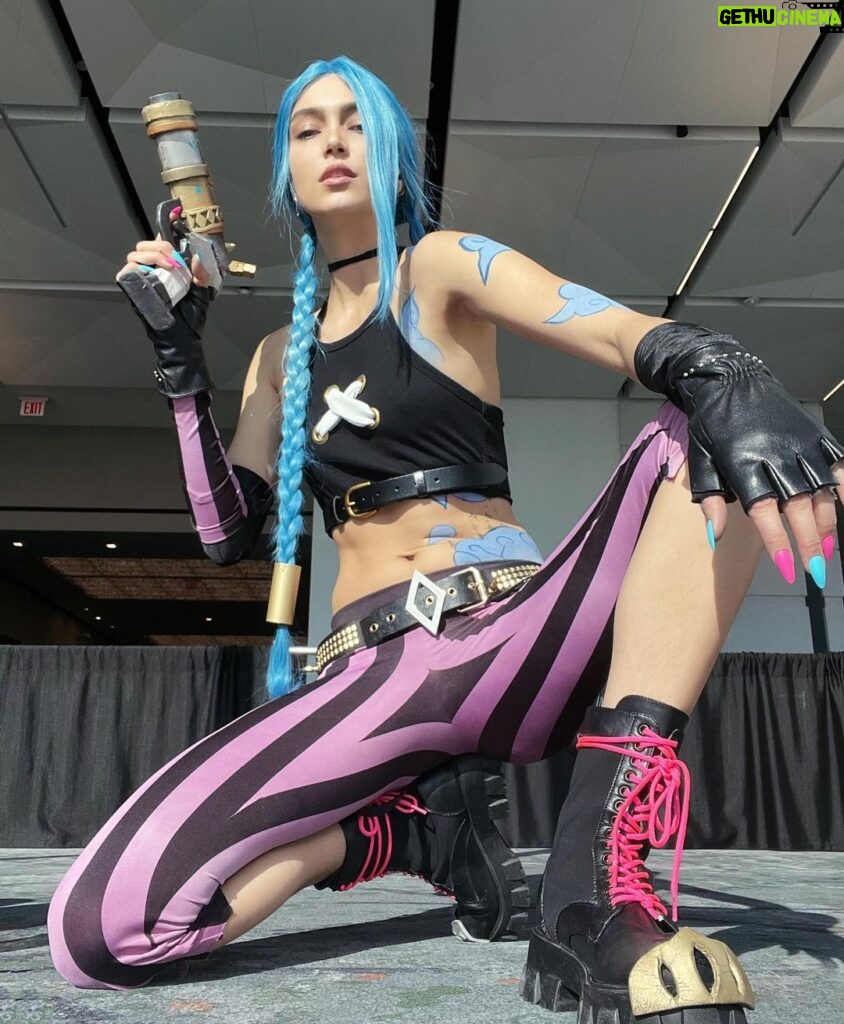 Kate Vitamin Instagram - I haven’t been posting much, so here’s me looking hot as fuck as Jinx. I do have like 5 cosplays in progress, wanna guess?