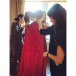 Katherine Langford Instagram - 2018, what a year... Thank you for making this one so special 🙏 the Golden Globes, MET Gala, @lovesimonmovie, filming, so many projects and so many good memories...I hope wherever you are, that your year has been full of amazing experiences ❤️ I can’t wait to start this next chapter together💫 #2019
