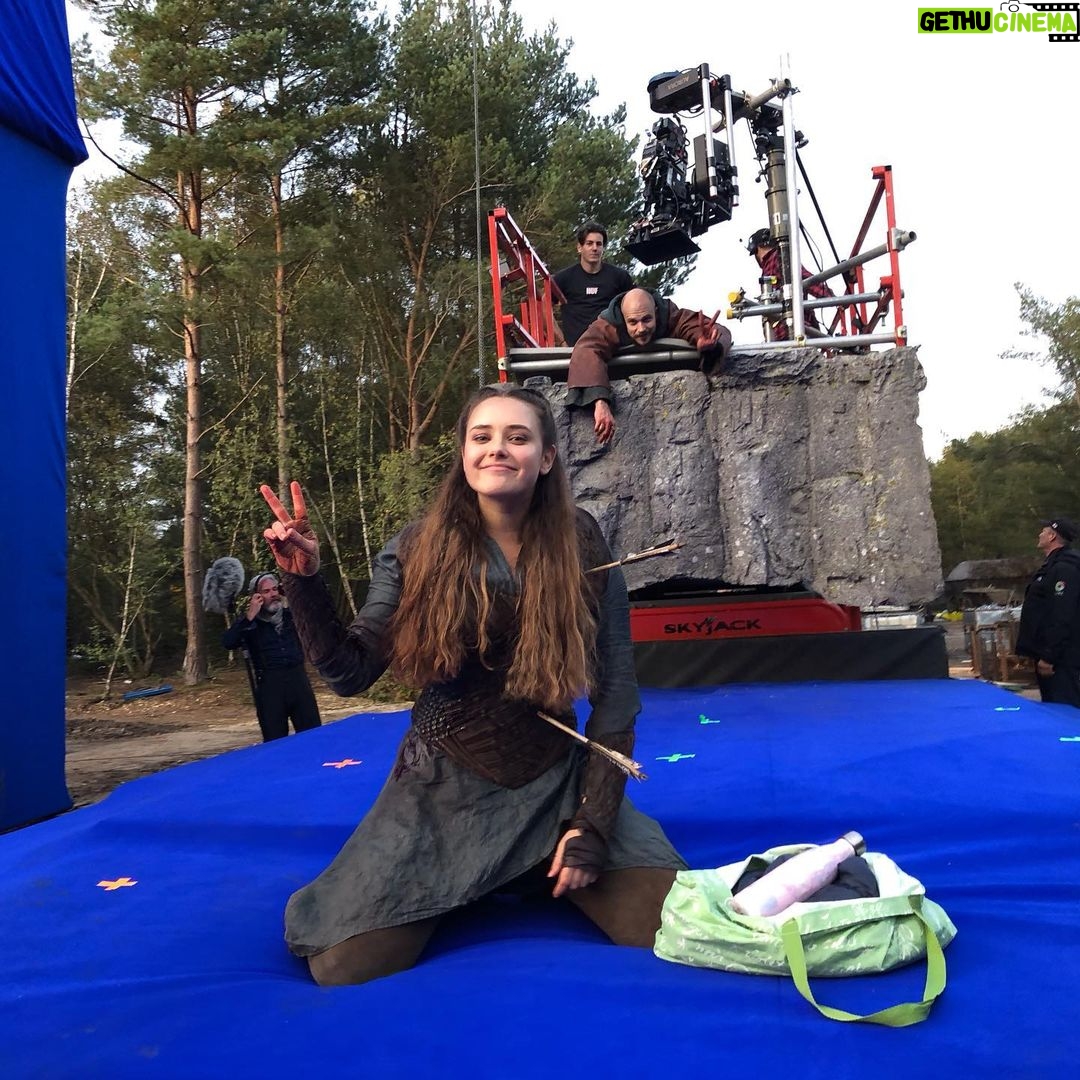 Katherine Langford Instagram - If you know, you know @gustafskarsgard