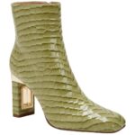 Katy Perry Instagram - Crocodile. Rocks. @katyperrycollections