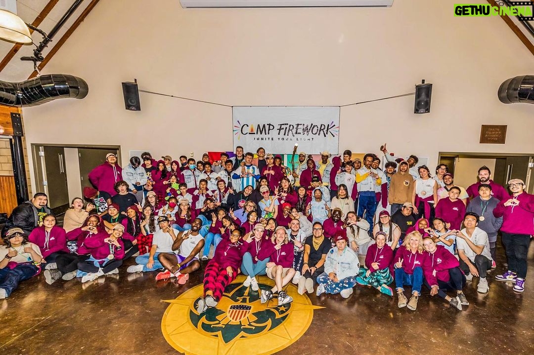 Katy Perry Instagram - One of my greatest passions is the ability to pay music forward through my arts based foundation @fireworkfoundation! Was amazing to be with so many young people and see their spark ignite at camp earlier this month ✨♥️ Remember, you just gotta ignite the light 🎆 #FireworkFriday