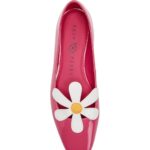 Katy Perry Instagram - Daisies, Daisies, Daisies! 🌼 #shoesday