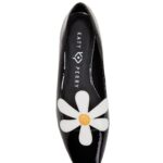 Katy Perry Instagram - Daisies, Daisies, Daisies! 🌼 #shoesday