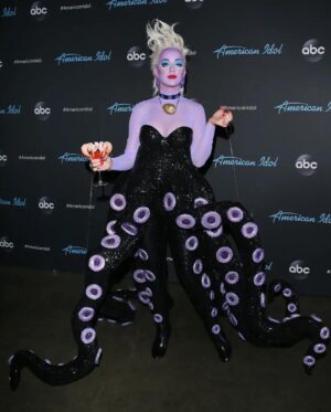 Katy Perry Instagram - HAPPIEST MAMA’S DAY!!!
😱🎉Disney Night🎉😱 @americanidol over the years… Any guesses for this year? I WILL PIN BEST/FUNNIEST/MOST CORRECT GUESS BY 4PM PDT! 🙌🏻♥️