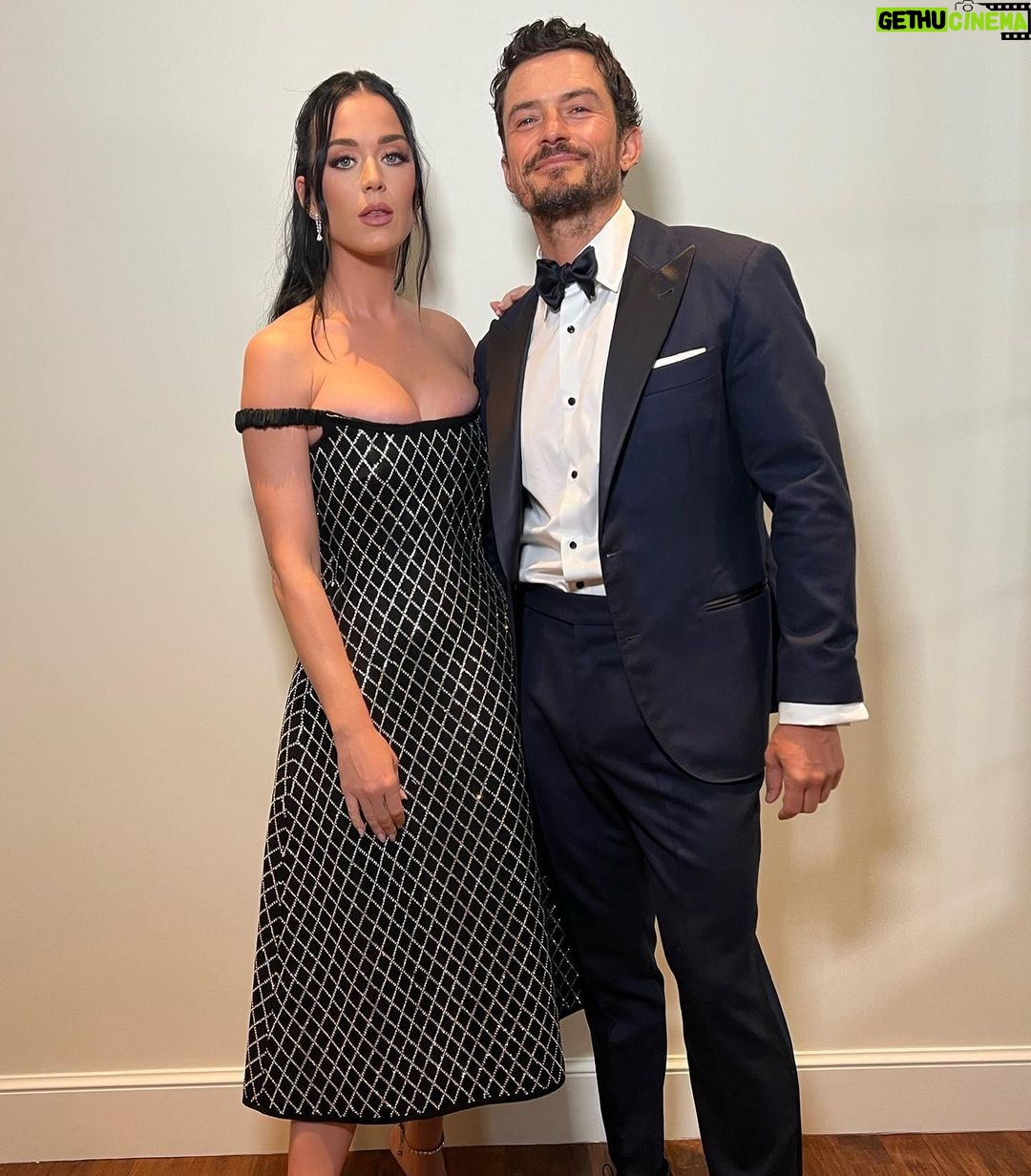 Katy Perry - 1.4 Million Likes - Orlando and I’s initials are O.K. We continuously put in the work to make sure they aren’t 🚨K.O.🚨 Find yourself a partner that will go down to the mat with you and get back up every time. I love you my fighter @orlandobloom 🥊♥️