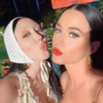 Katy Perry Instagram - Started at #WitnessTheTour 👁️ now we here 🏝️ #idol