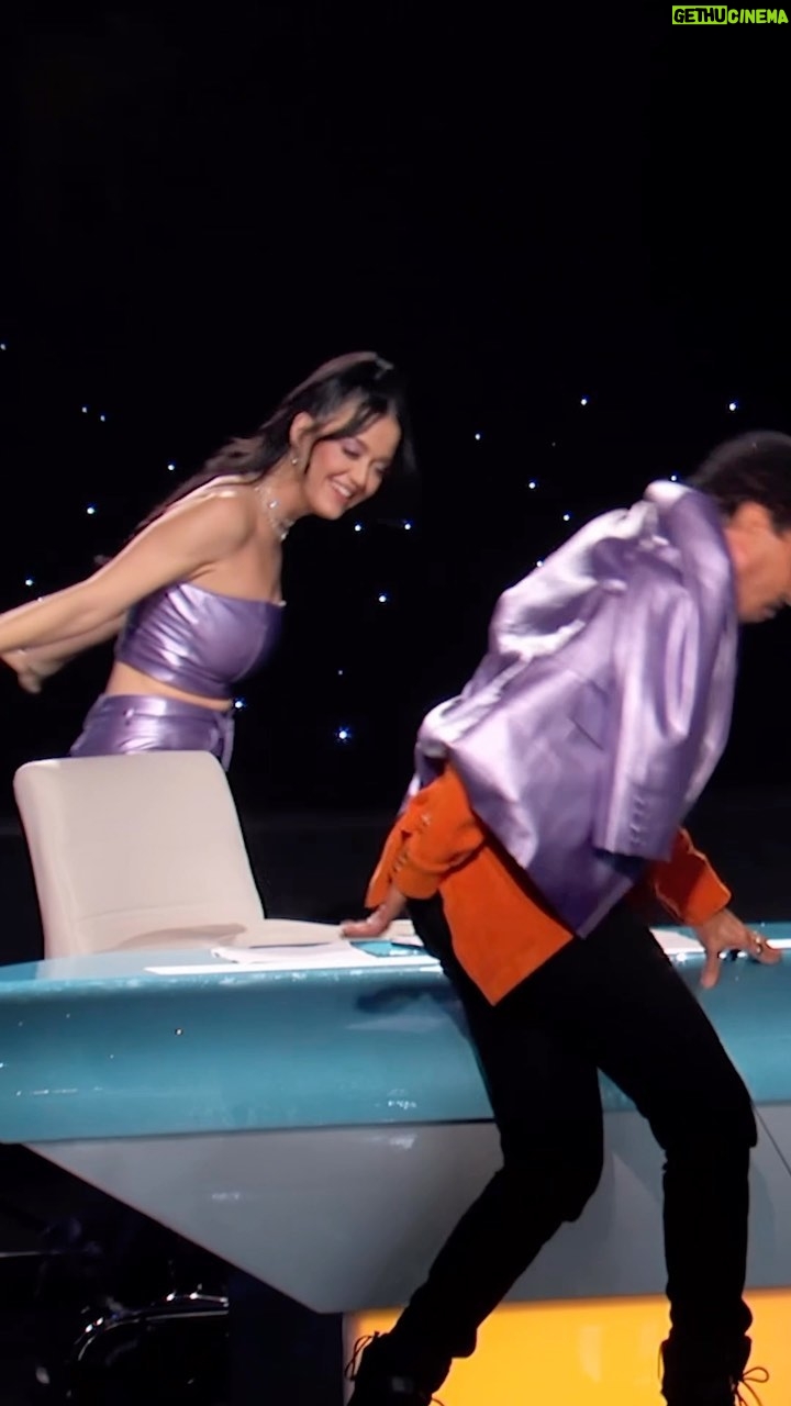 Katy Perry Instagram - Is the show over? You tell me. #idol