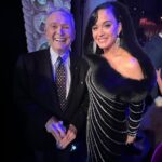 Katy Perry Instagram - TONIGHT I’m celebrating one of my all time favorite comediennes… it’s Carol Burnett’s 90th birthday and I’m singing a very special song! 👂🏻♥️ Watch TONIGHT 8/7c on NBC and streaming on Peacock #CarolBurnett90