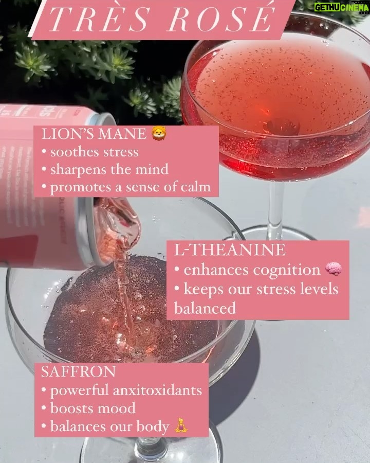 Katy Perry Instagram - The more you know… and if you don’t then it’s time to try Très Rosé 💖 #summersips