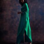 Keerthi Pandian Instagram - 🦋 Styling: @_ragambigaa_ Photography: @ajaykumar_elango Outfit: @tasuvure curated from @chamierschennai Makeup: @sofdoesmakeup_ from @thebridesbar Hair: @mani_stylist_ Jewellery: @deepagurnani curated from @chamierschennai Footwear: @taaramitraofficial