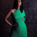 Keerthi Pandian Instagram - 🦋 Styling: @_ragambigaa_ Photography: @ajaykumar_elango Outfit: @tasuvure curated from @chamierschennai Makeup: @sofdoesmakeup_ from @thebridesbar Hair: @mani_stylist_ Jewellery: @deepagurnani curated from @chamierschennai Footwear: @taaramitraofficial