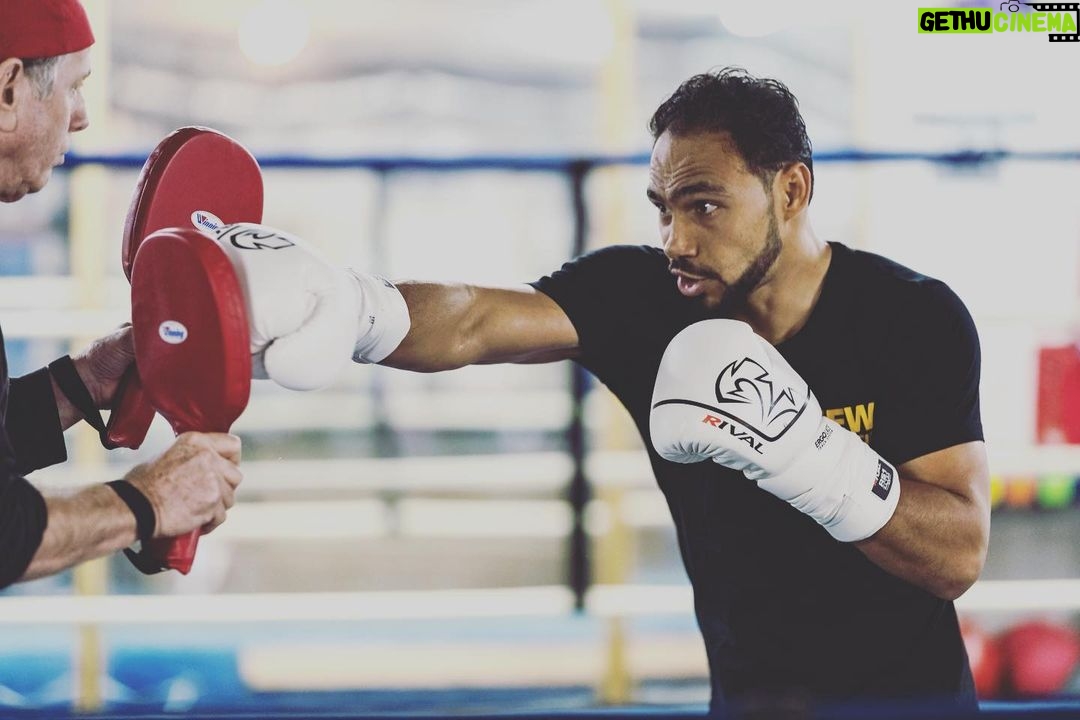 Keith Thurman - 2.8K Likes - Great workout 🏋️♂️ today. My body is feeling ready ... fight fans here we come!