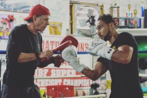 Keith Thurman Instagram - Great workout 🏋️‍♂️ today. My body is feeling ready ... fight fans here we come!