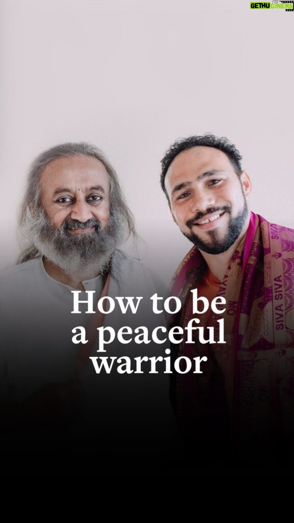 Keith Thurman Instagram - Ever wonder how you can be peaceful and still compete and be active in the world? If two-time world champion boxer @keithonetimethurman can do it… So can you! 🥊🥊🥊 @srisriravishankar #warrior #innerpeace #keiththurman #Gurudev #wordsofwisdom #boxing