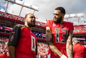 Keith Thurman Instagram - BIG shoutout again to the @buccaneers for letting me be a part of their pre-game activities yesterday and wishing a speedy recovery to my guy @mikeevans. #GoBucs #OneTime