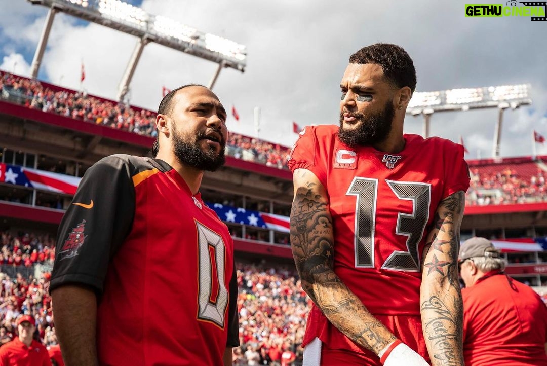 Keith Thurman - 3.4K Likes - BIG shoutout again to the @buccaneers for letting me be a part of their pre-game activities yesterday and wishing a speedy recovery to my guy @mikeevans. #GoBucs #OneTime