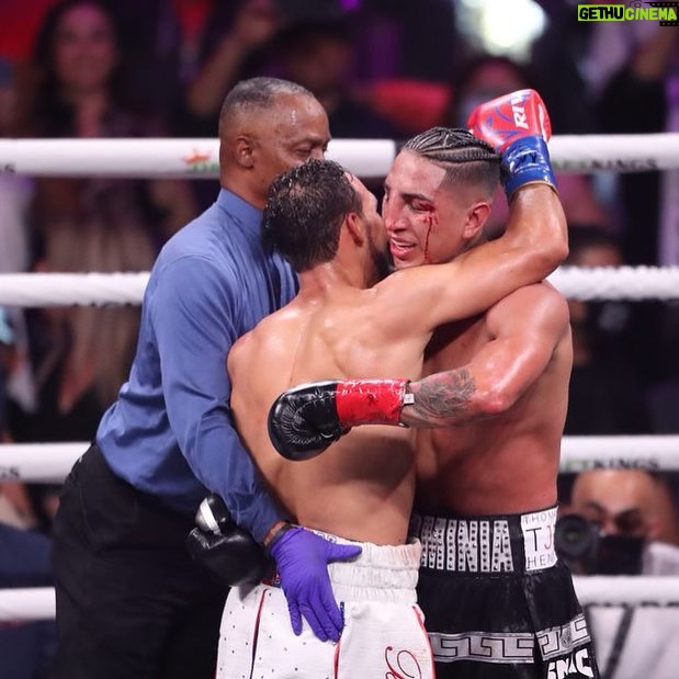 Keith Thurman Instagram - Wanted to give a shoutout to @boxer_barrios on one hell of a fight. I knew you were tough but the way you hung around you truly proved to be a Mexican Warrior. Big ups to all the other fighters on the card. The warrior in me sees the warrior in all of you. #OneTime #ThurmanBarrios 📸: ALEJANDRO SALAZAR | ZUMAPRESS.com