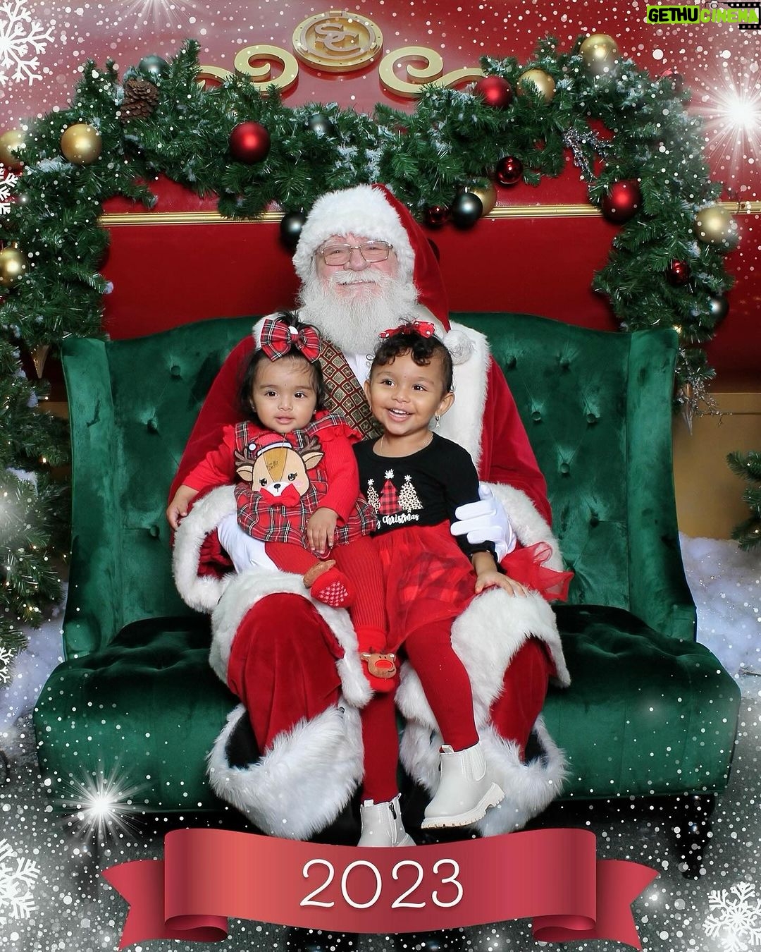 Keith Thurman - 6K Likes - Merry Christmas from my family to yours.