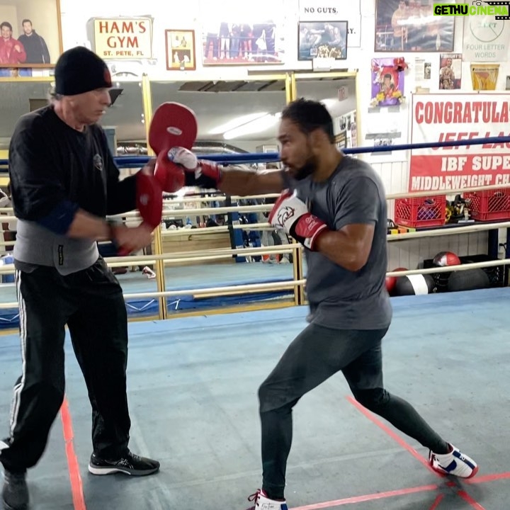 Keith Thurman Instagram - Kicking off final week of camp with a 💥 #OneTime #ThurmanBarrios