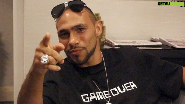 Keith Thurman Instagram - Iām ready to go 12 rounds with all of you tonight on @Reddit ... so throw me your best haymaker at 6 pm ET/3 PT. #AskMeAnything #OneTime #ThurmanBarrios š: https://www.reddit.com/r/Boxing/comments/s6e4rb/its_keith_one_time_thurman_the_former_unified/