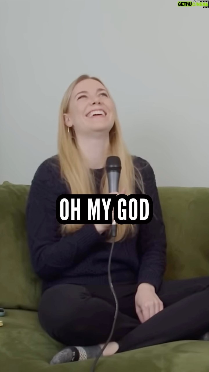 Kelsey Cook Instagram - How were everybody’s holidays? 😂 new episode of Pretend Problems is out now! #comedy #podcast #relationships #reels #family