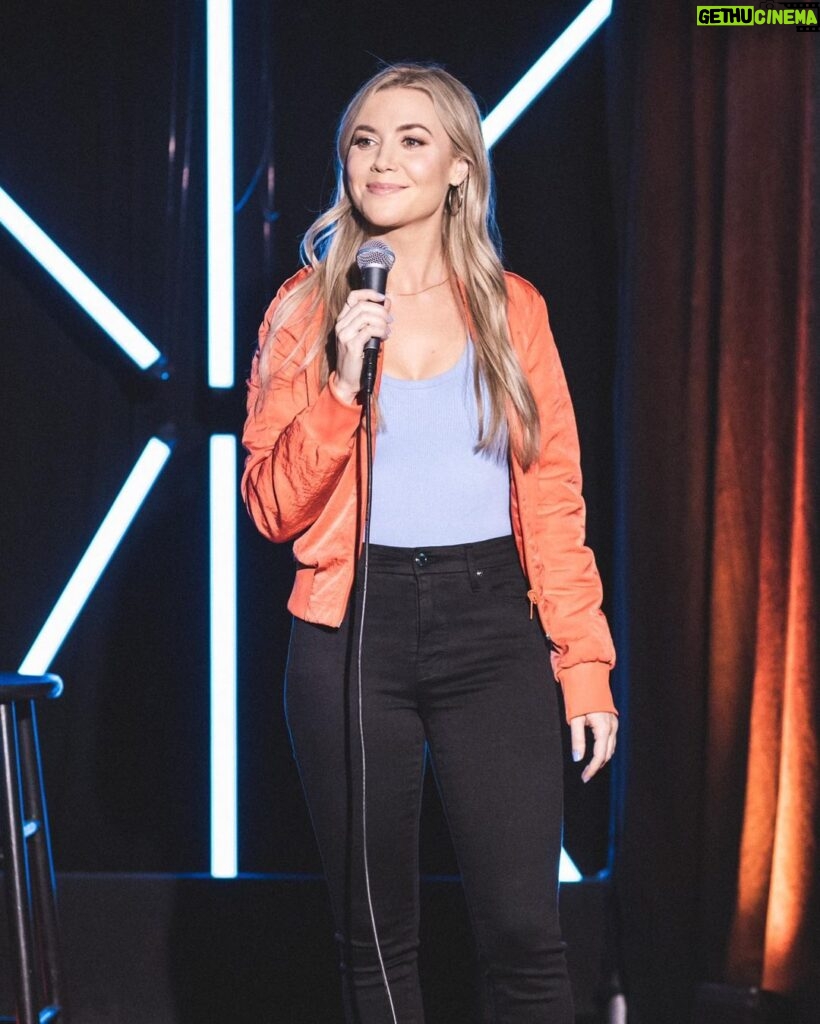 Kelsey Cook Instagram - The Hustler just hit 1.5 million views on YouTube and I’m so so happy that it’s still getting out there 🥰 thank you guys for watching and sharing it and coming to see me on tour!! Here’s where you can see me next: Jun 8-10 Stamford, CT Jun 24 Burbank, CA Jul 14-16 Phoenix, AZ Aug 4 Davenport, IA Aug 11-13 Dania Beach, FL Sept 15-16 Ft Collins, CO Sept 28-30 Louisville, KY Oct 5-7 Spokane, WA Oct 19-22 Cleveland, OH Nov 2-4 Grand Rapids, MI Nov 9-11 Washington, DC Nov 15 Nashville, TN Nov 16 Huntsville, AL Nov 17-19 Atlanta, GA Dec 1-2 Boston, MA Dec 7-9 Tampa, FL Kelseycook.com for 🎫 📸 @justoffthesix