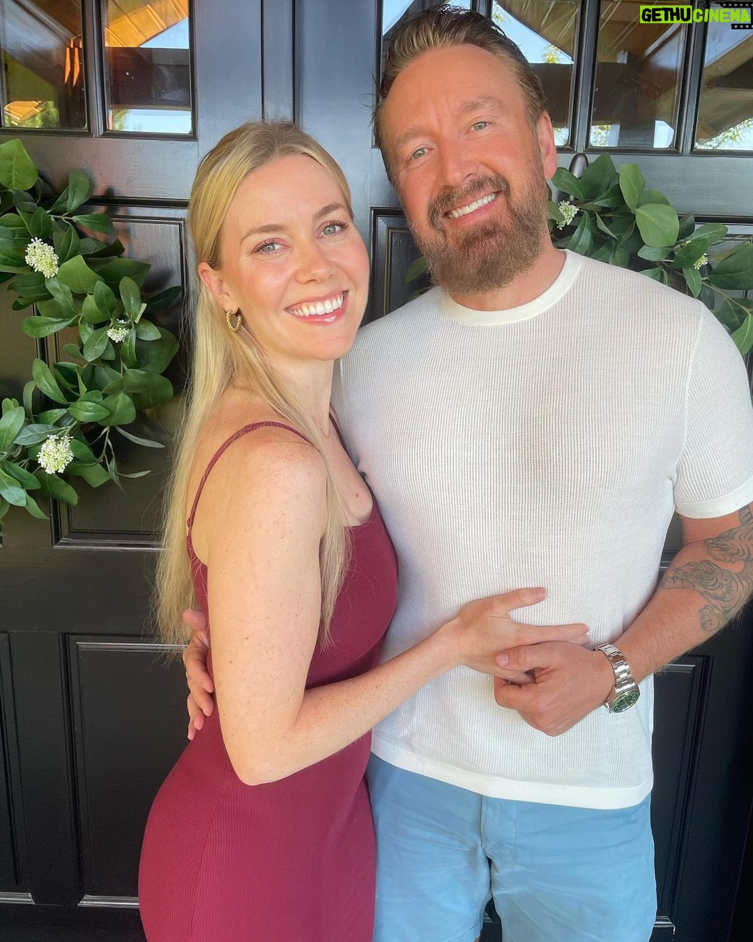 Kelsey Cook Instagram - Highly recommend prom poses before a date night👌🏻 @thatchaddaniels