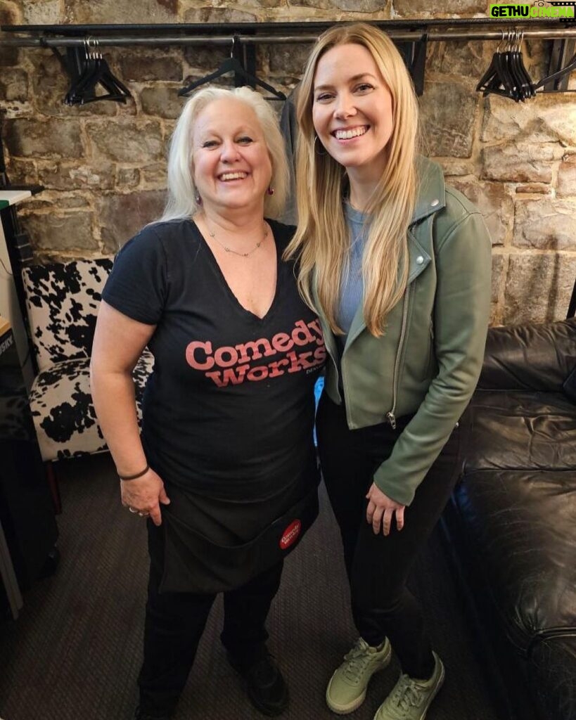 Kelsey Cook Instagram - Thank you so much Denver for selling out all of my shows at @comedyworksdenver downtown last weekend!! ❤️ it was so fun to come back after shooting my special there last year. Everyone at the club is fantastic, and the new sweatshirts are 👌🏻👌🏻👌🏻 Uncasville, Salt Lake City, Vegas, Stamford, Burbank and Phoenix up next on tour!! Comedy Works