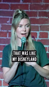 Kelsey Cook Instagram - Little different than spinning tea cups✨☕️ #standupcomedy #comedy #reels #disneyland #spokane