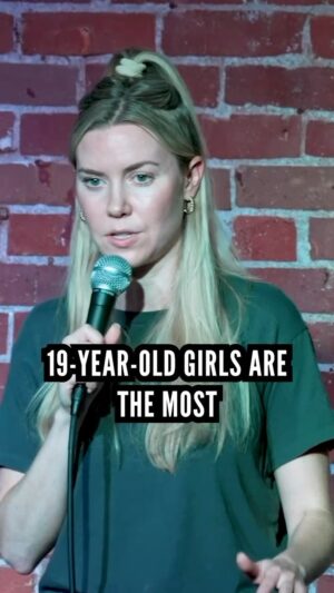 Kelsey Cook Instagram - How the turn tables 👨🏻‍🏫 Minneapolis this weekend! #standupcomedy #comedy #reels #college #collegelife