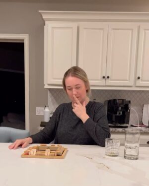 Kelsey Cook Instagram - The girls visited me in Minnesota and it was the greatest 🍂🍁🥰🧖🏼‍♀️🎲 @taylortomlinson’s camera zoom timing is unparalleled, and Delanie continues to be better than all of us by not having social media 😂