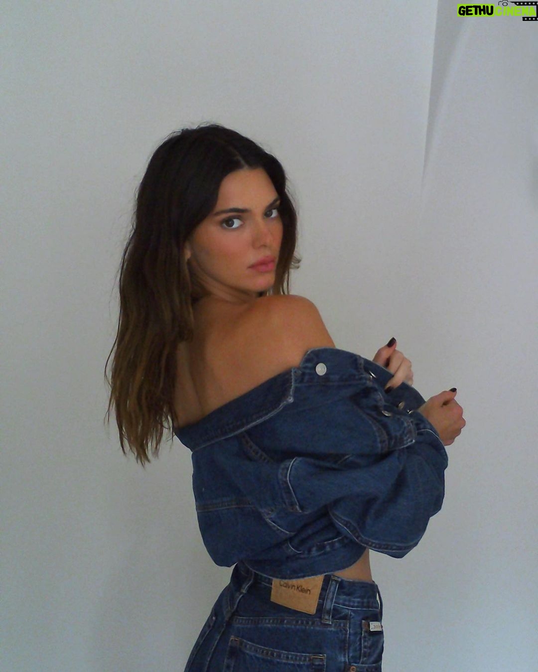 Kendall Jenner Instagram - @calvinklein #mycalvins
