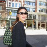 Kendall Jenner Instagram – city strolls @prada
#PradaTriangle #PradaSymbole
#ad