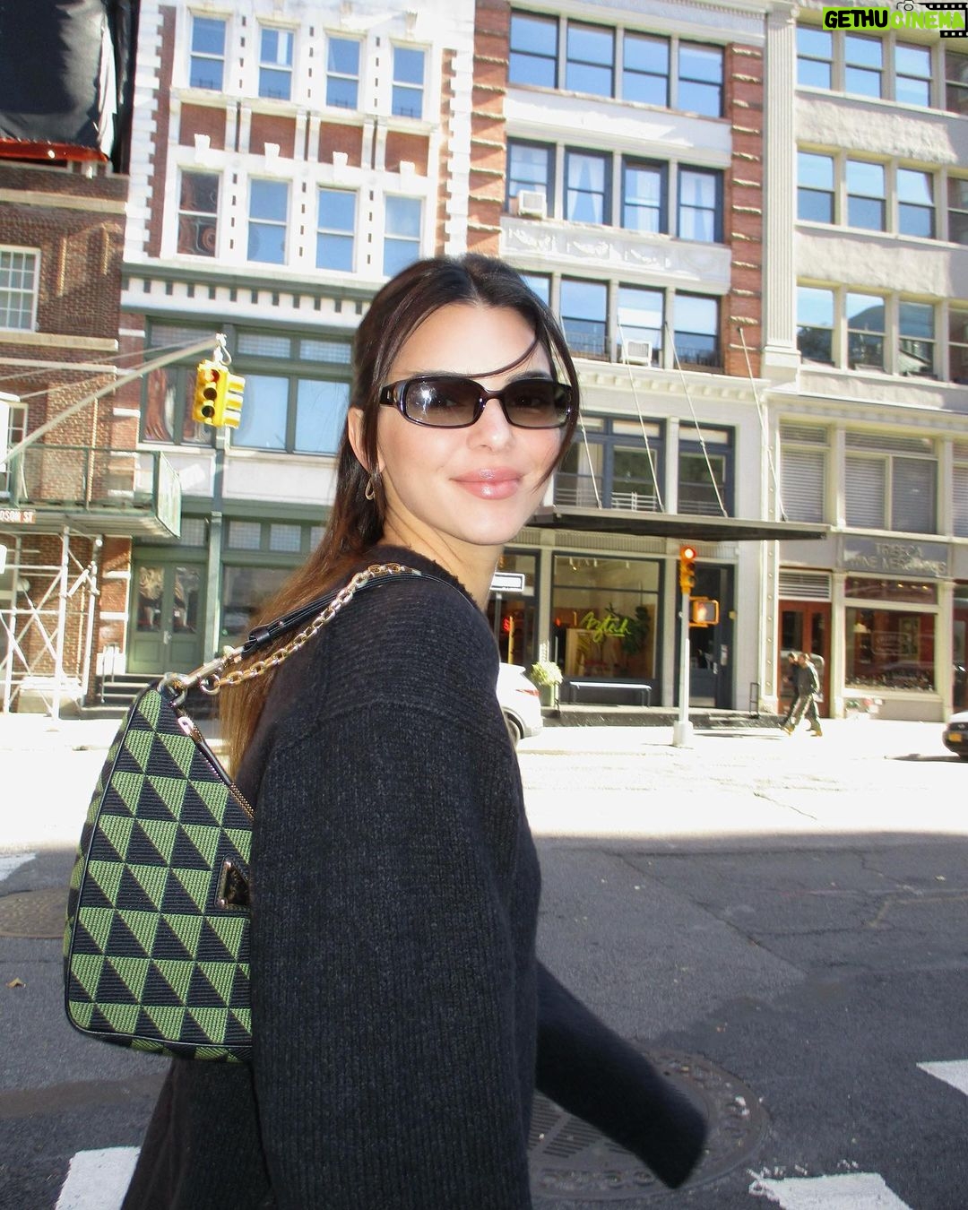 Kendall Jenner Instagram - city strolls @prada #PradaTriangle #PradaSymbole #ad
