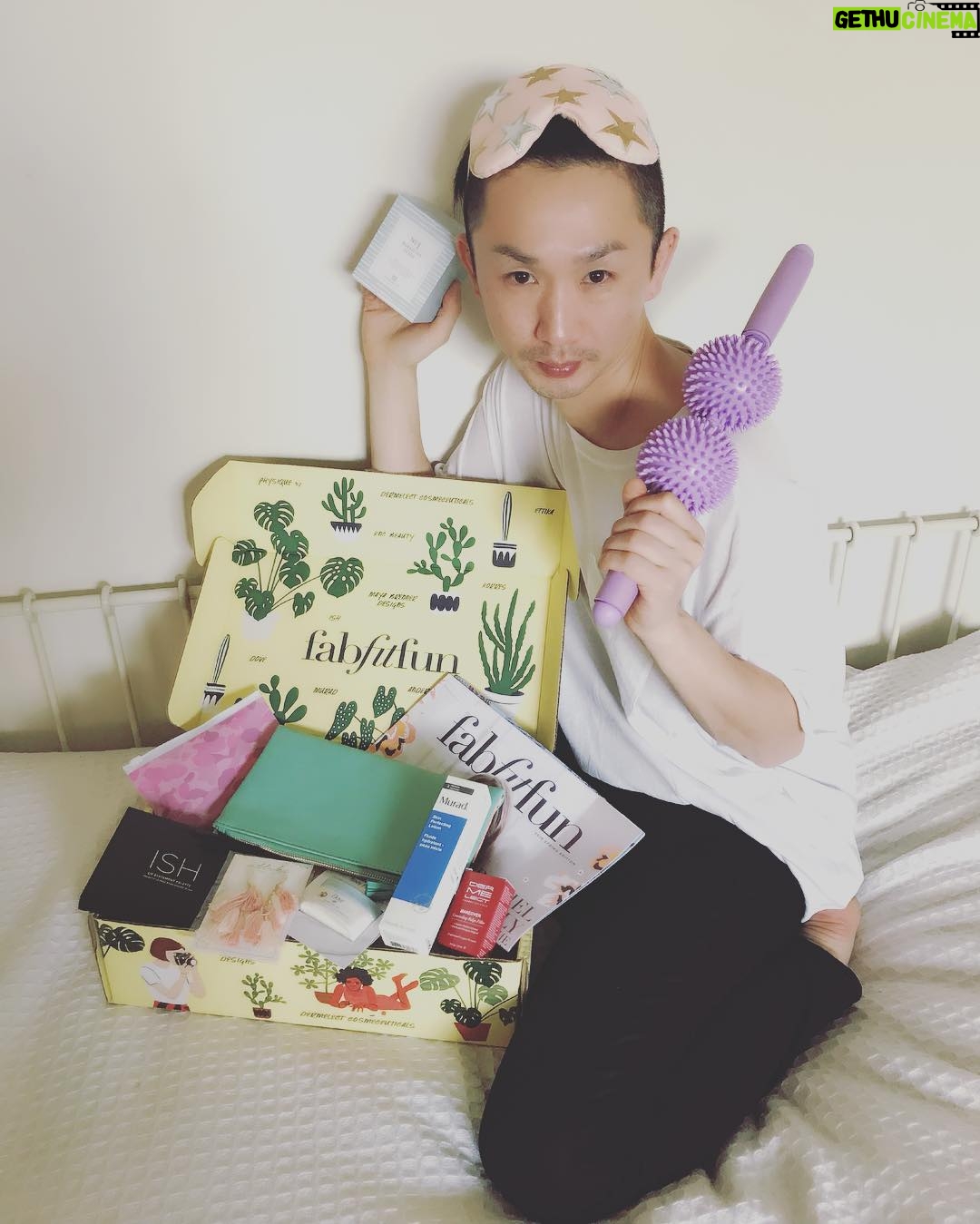 Kentaro Kameyama - 3.2K Likes - #fabfitfunpartner I got a fabfitfun box today, tag someone who needs this box.
There are so many amazing products in this box: Free People, Rachel Pally, Murad, Dove and more.
Coupon code "KENTARO" (will get your followers $10 off their first box!) www.fabfitfun.com @fabfitfun #fabfitfun