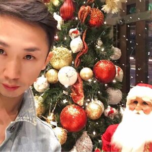 Kentaro Kameyama Instagram - Who is the man staring at me?