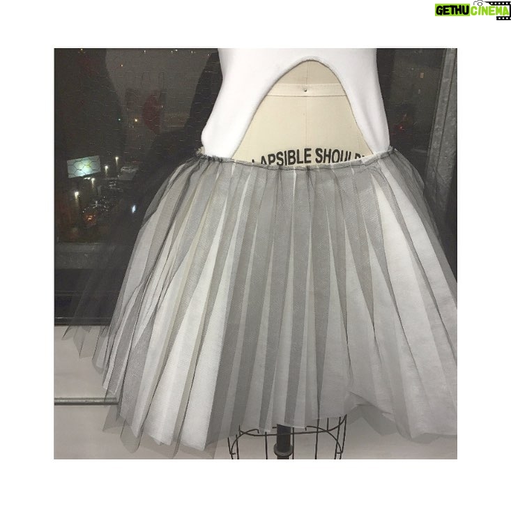 Kentaro Kameyama - 2.6K Likes - 13 more layers to hand sew... #designerkentaro #projectrunway16
#dtla